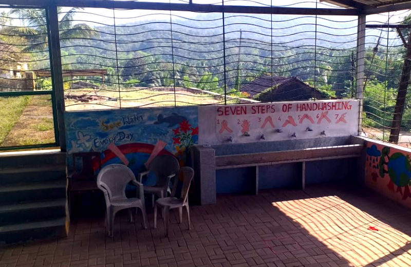 Dempo Vishwa Gramshala provides Navelim campus with anti-Covid kit